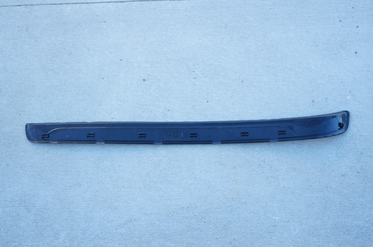 2007-2013 BMW 328 335 FRONT PASSENGER SIDE DOOR SILL COVER PANEL TRIM COUPE CONV