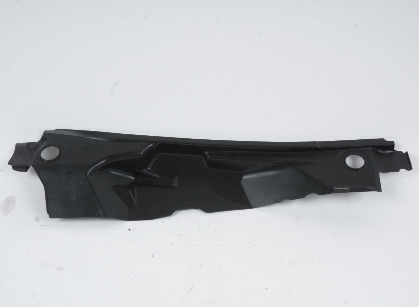 2020-2022 CADILLAC CT4 FRONT LEFT WINDSHIELD WIPER WASHER MOTOR SHIELD COVER OEM