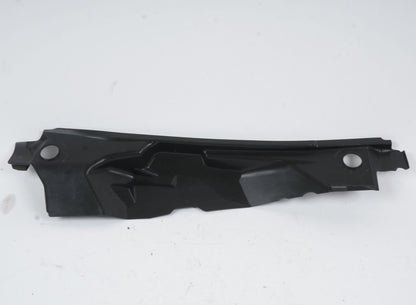 2020-2022 CADILLAC CT4 FRONT LEFT WINDSHIELD WIPER WASHER MOTOR SHIELD COVER OEM