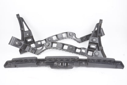 2012 - 2019 Volkswagen Passt Rear Bumper Center Mount Support Bracket OEM