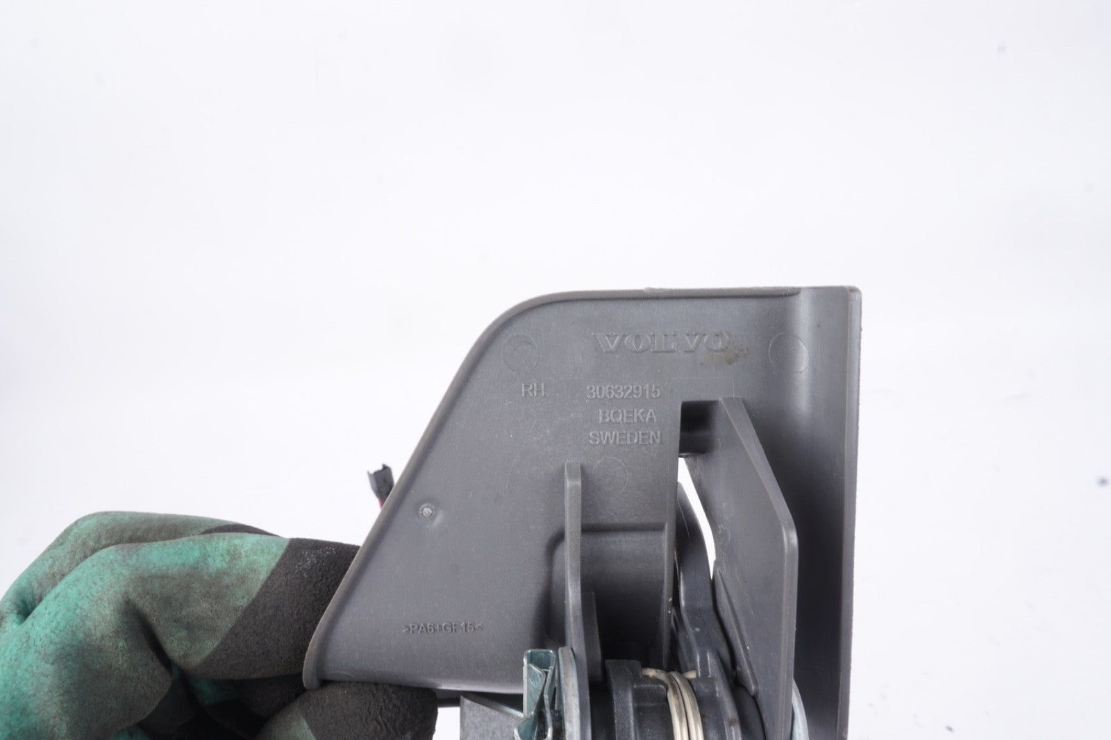 2006-2013 VOLVO C70 CONVERTIBLE REAR RIGHT & LEFT ROOF LOCK LATCH SET  OEM