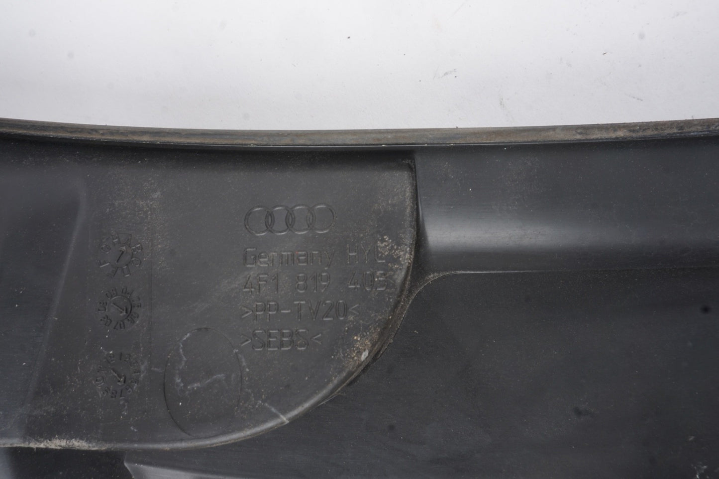 2005 - 2011 Audi A6 Quattro Front Cowl Windshield Cover Molding OEM