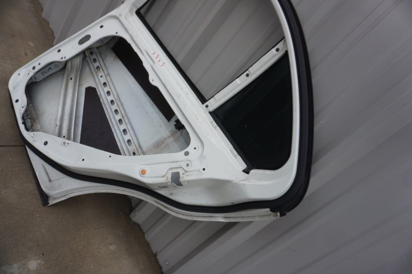 2008 - 2014 Mercedes C300 C250 C350 W204 Rear Right Door Shell OEM