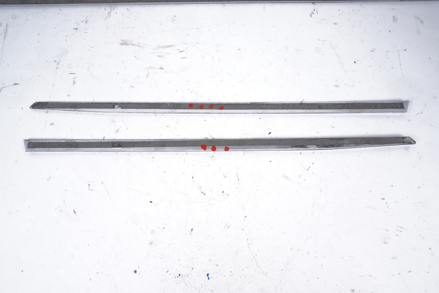 11-17 Mercedes E350 E550 Convertible Quarter and Fender Chrome Molding SET OEM