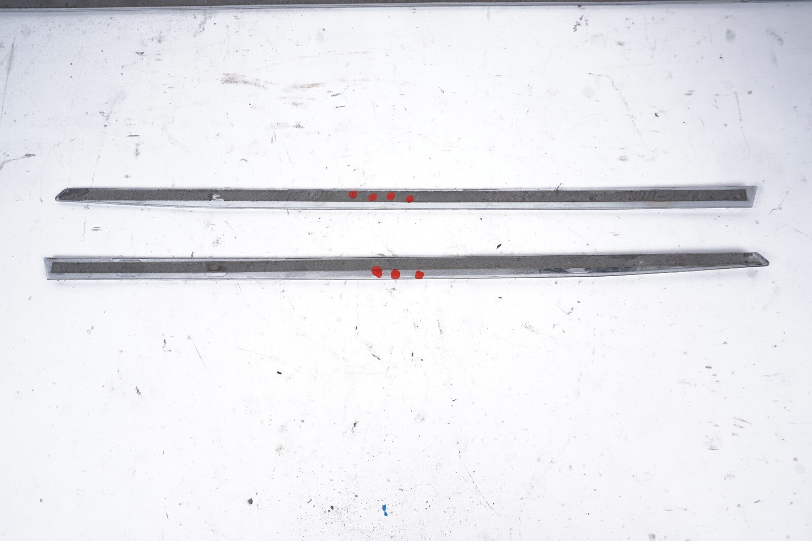 11-17 Mercedes E350 E550 Convertible Quarter and Fender Chrome Molding SET OEM