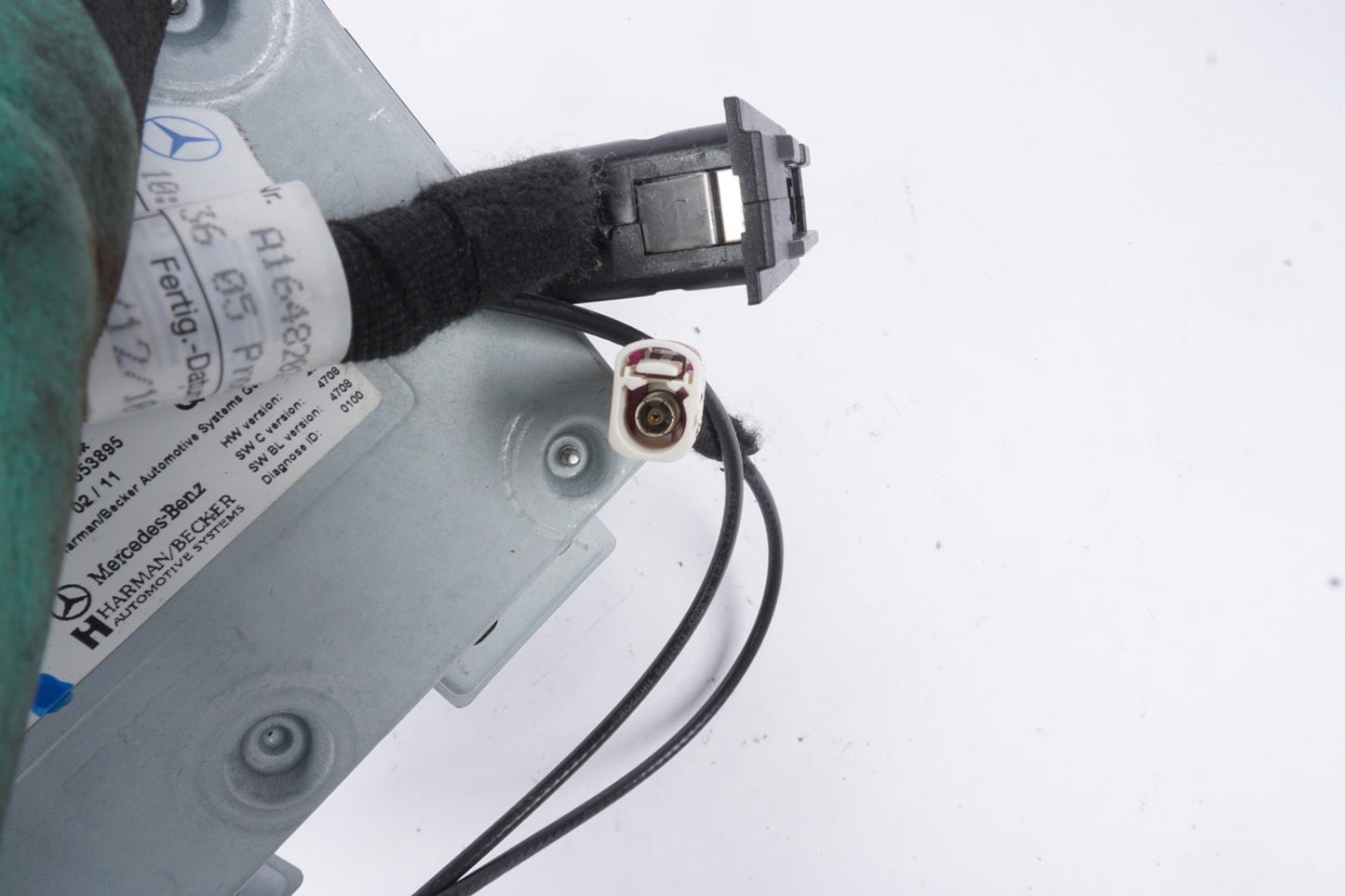 2006-2011 Mercedes Benz ML350 Communication Interface Module And Wires  OEM 