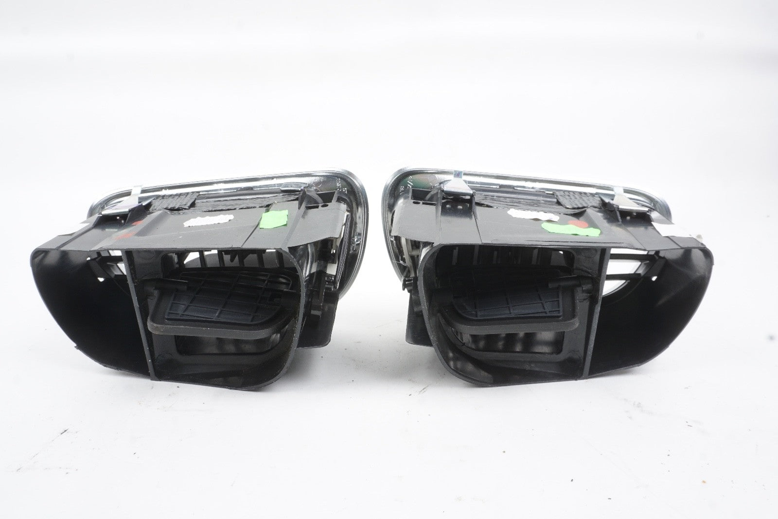 2014 - 2017 FIAT 500L DASH CENTER RIGHT AIR VENT LEFT RIGHT PAIR