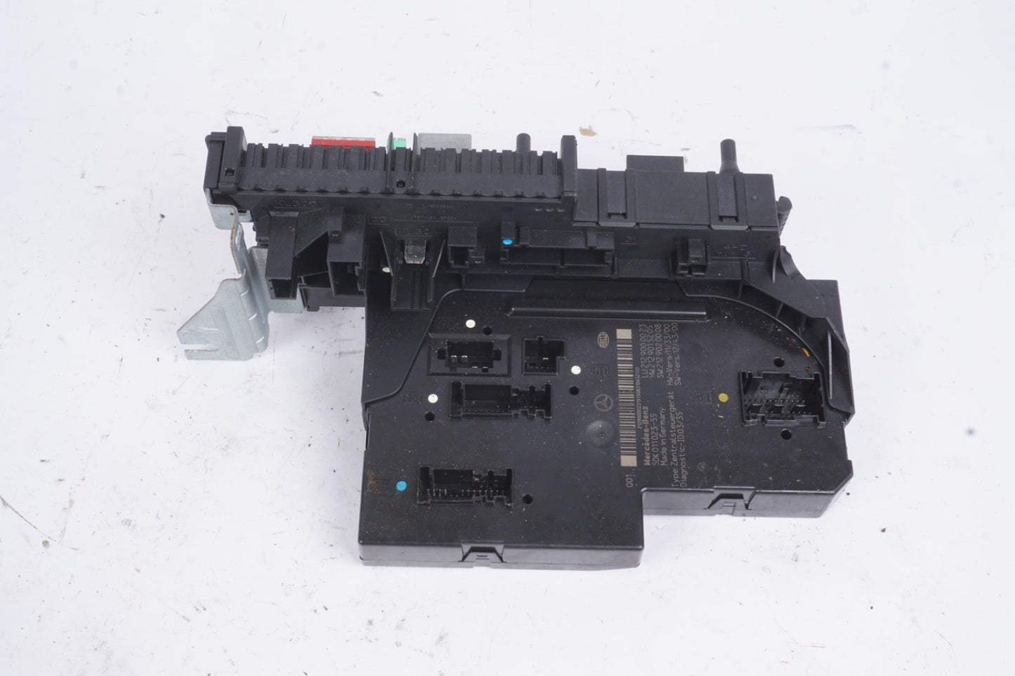 11-17 Mercedes W207 E350 Convertible Rear Fuse Relay Box SAM Assembly OEM
