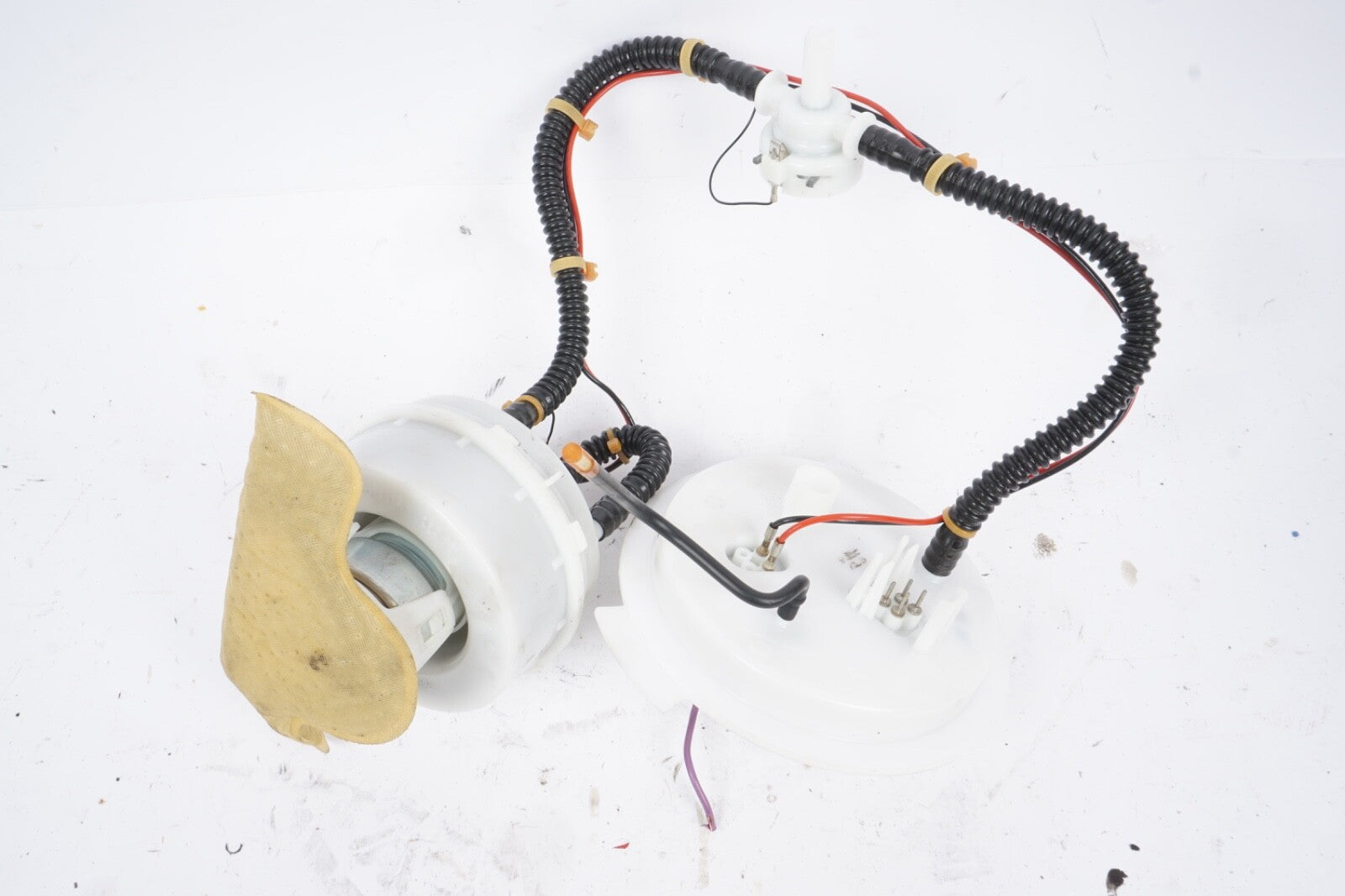 2010-2017 BMW 550I GT F07 GAS FUEL PUMP OEM