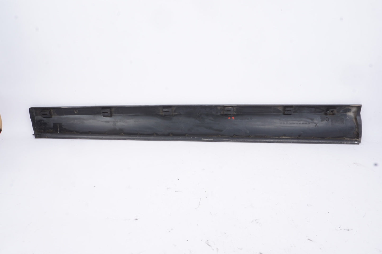 11-18 BMW X3 X4 (F25 26) FRONT RIGHT LOWER DOOR MOULDING TRIM (w/o M or X-LINE)