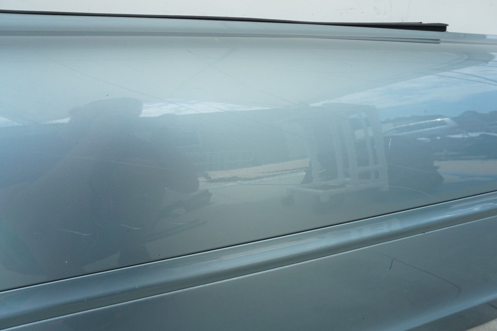 2006-2013 VOLVO C70 T5 FRONT RIGHT PASSENGER DOOR SHELL OEM