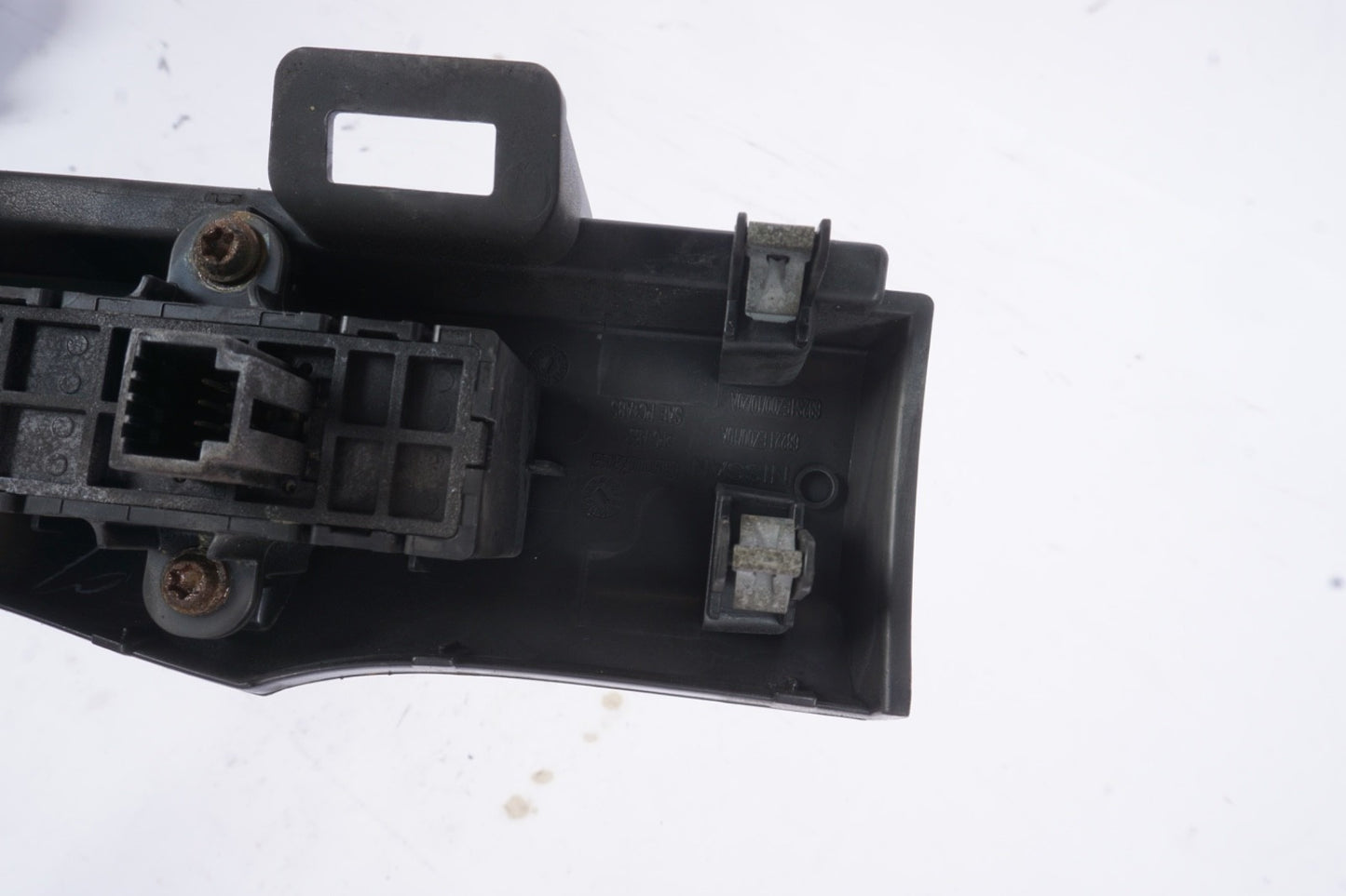 2017 - 2024 NISSAN TITAN DASH LEFT TRIM COVER W/ DIMMER SWITCH OEM 68221EZ00A