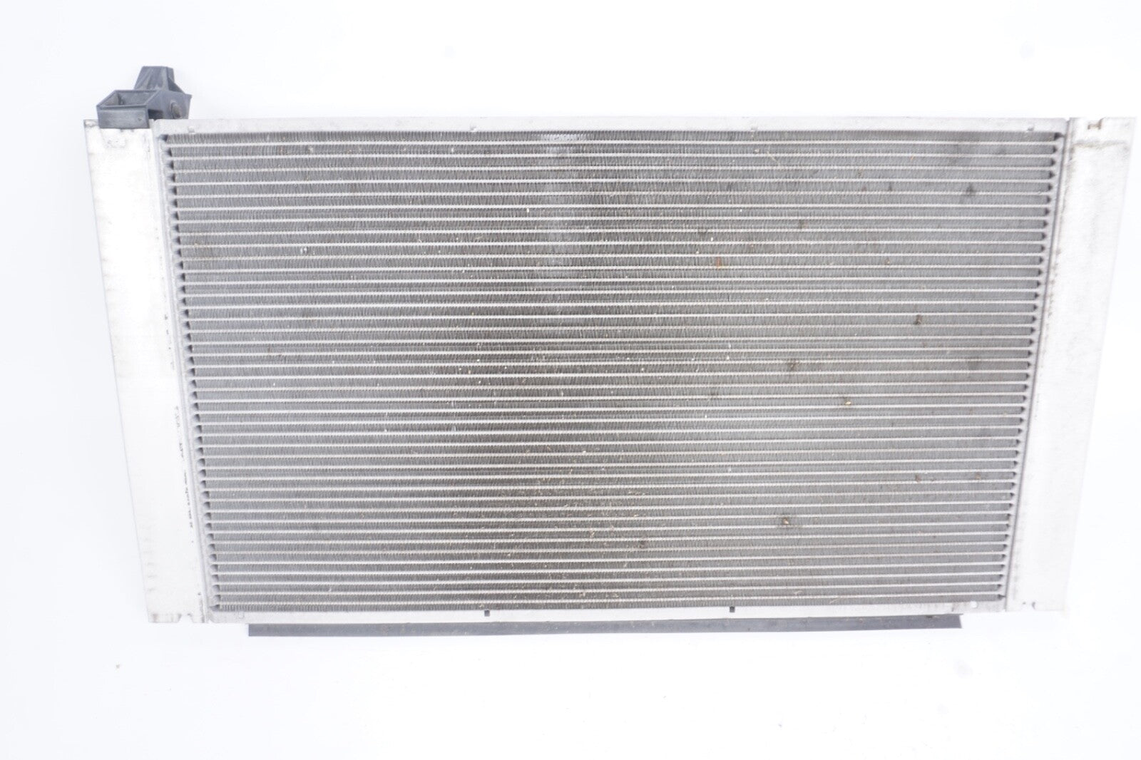 06-14 Mini Cooper S Clubman R55 Engine Motor Cooling Radiator 2751276 OEM