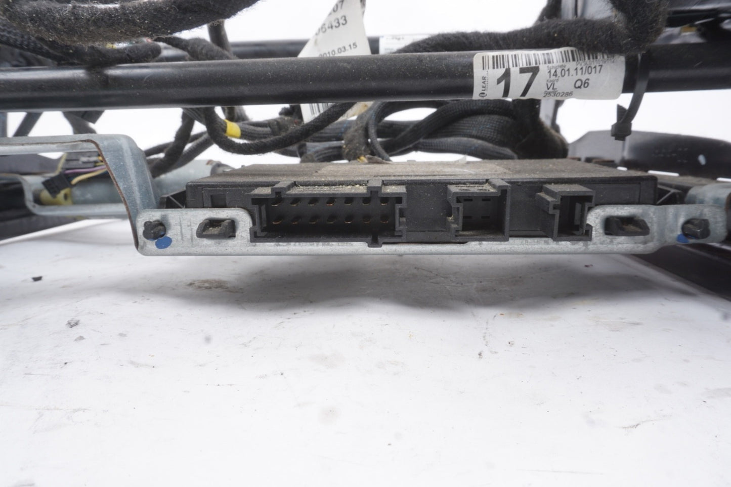2010 - 2017 Mercedes W207 E550 C250 Front Left Seat Rail Track Frame W/ Motors