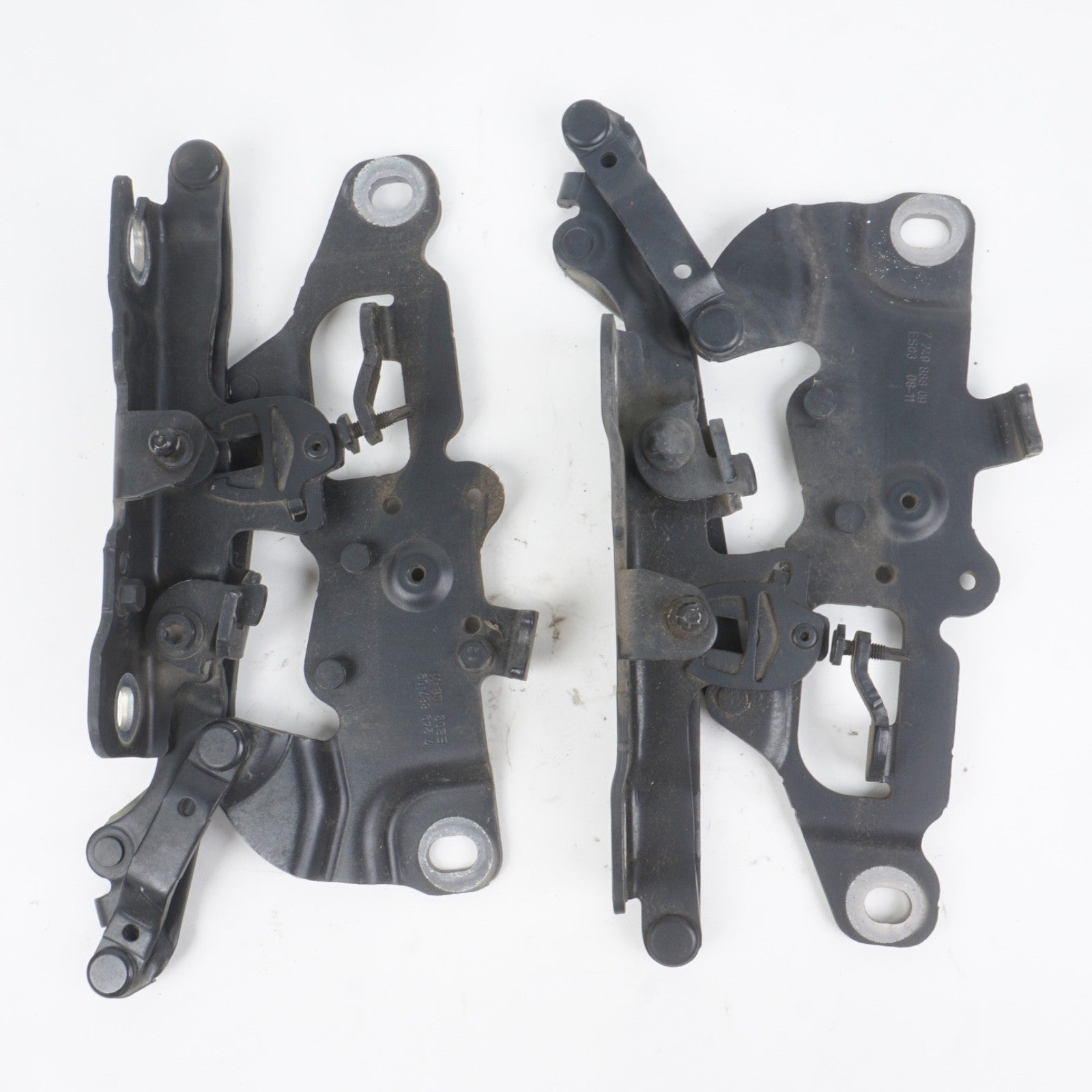 2012 – 2017 BMW 650i Front Hood Hinges with Gas Struts Set OEM 724988709 7249888