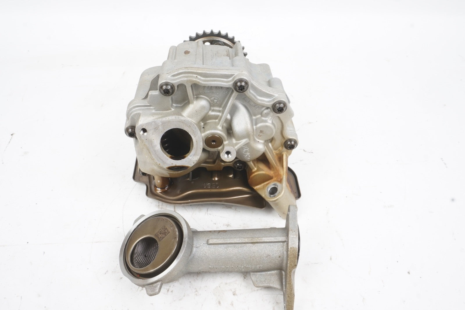 2008-2019  BMW 550 650 750 X5 X6 N63 S63 4.4L Engine Motor Oil Pump Assmbly OEM