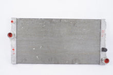 09-18 BMW F01 F06 F12 F13 640I 740I MAIN ENGINE COOLING RADIATOR 7605644 OEM
