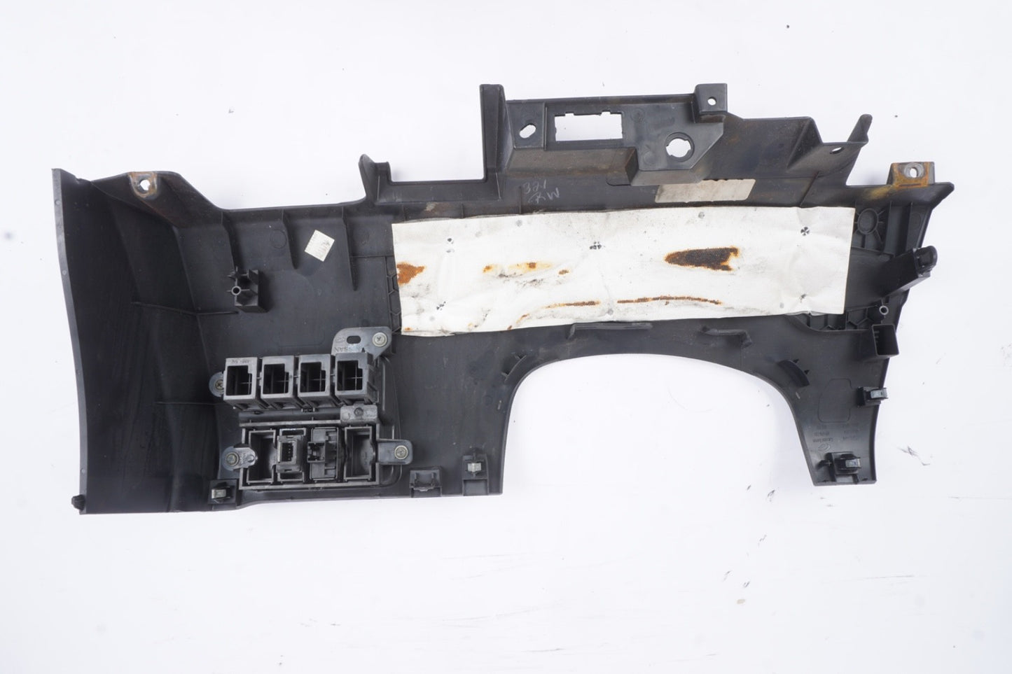2017 - 2019 NISSAN TITAN DASH LEFT LOWER KNEE BOLSTER COVER PANEL OEM BLACK