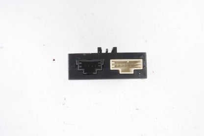 2010 - 2013 Mercedes E350 E550 Convertible Rear View Camera Control Module OEM