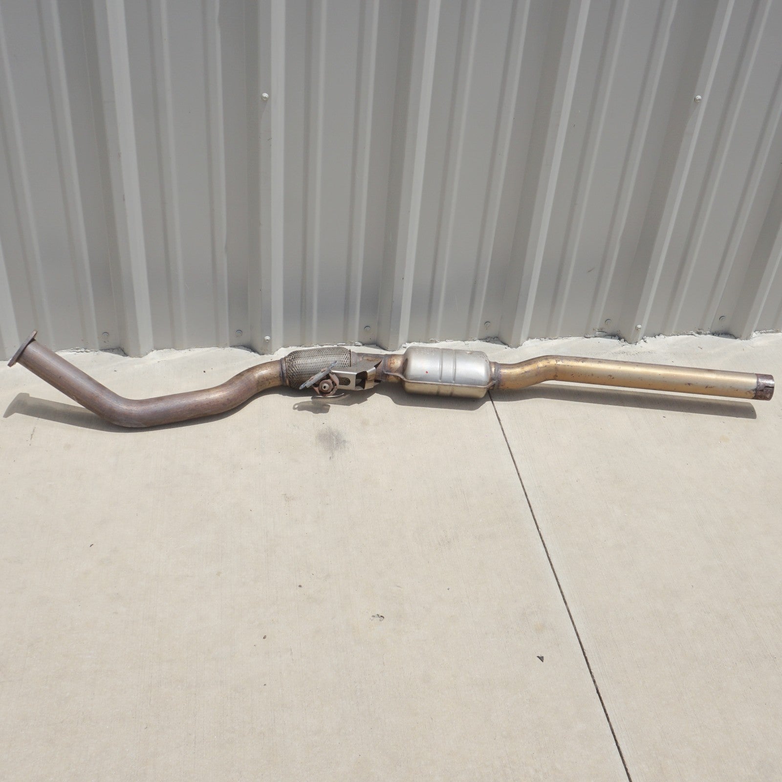 2011 - 2012 Audi A8 D4 4.2L Muffler Silencer Exhasut Pipe Tube Left OEM