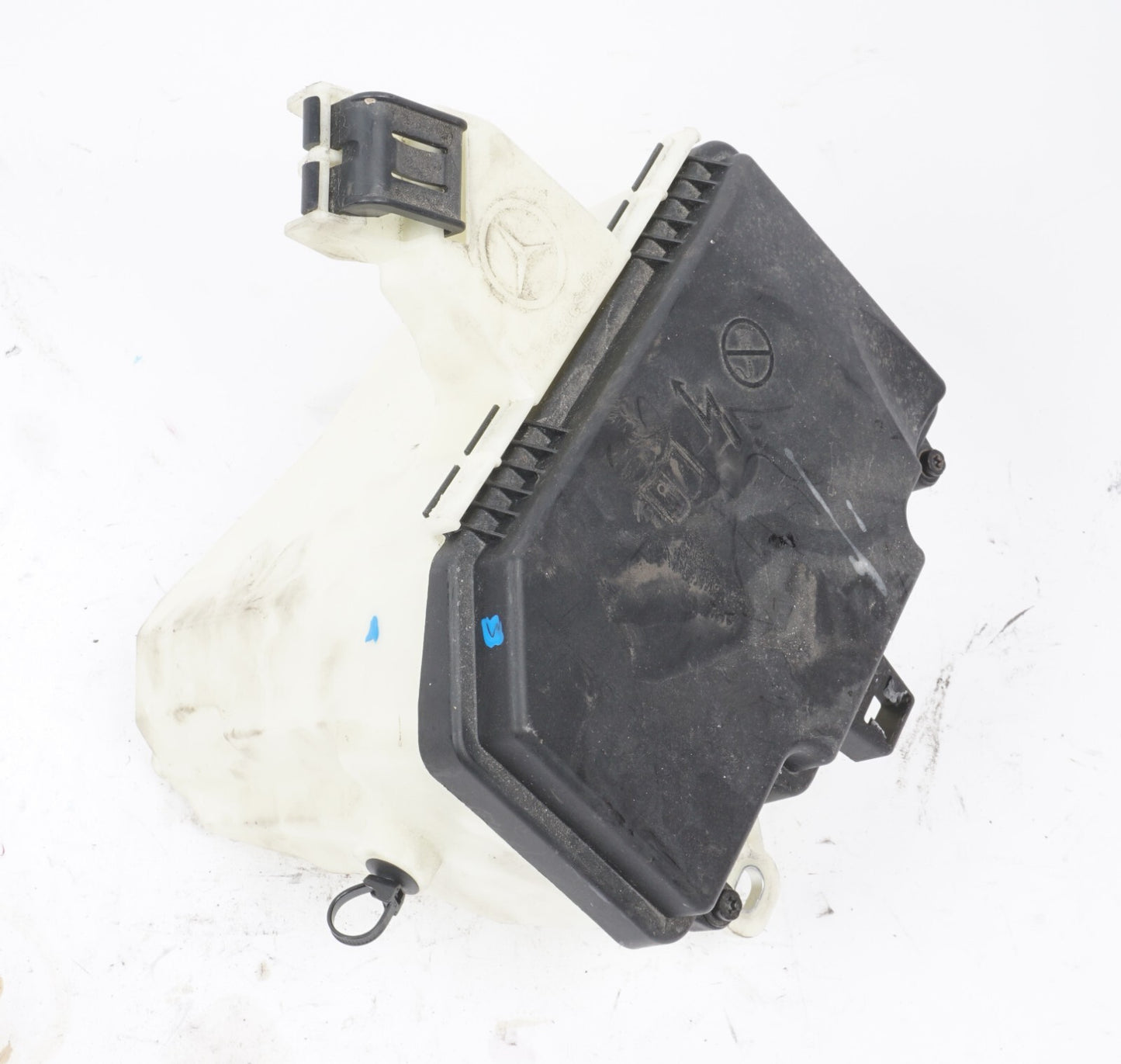 14-17 Mercedes S550 W222 Front Engine Fuse Relay Box Housing OEM