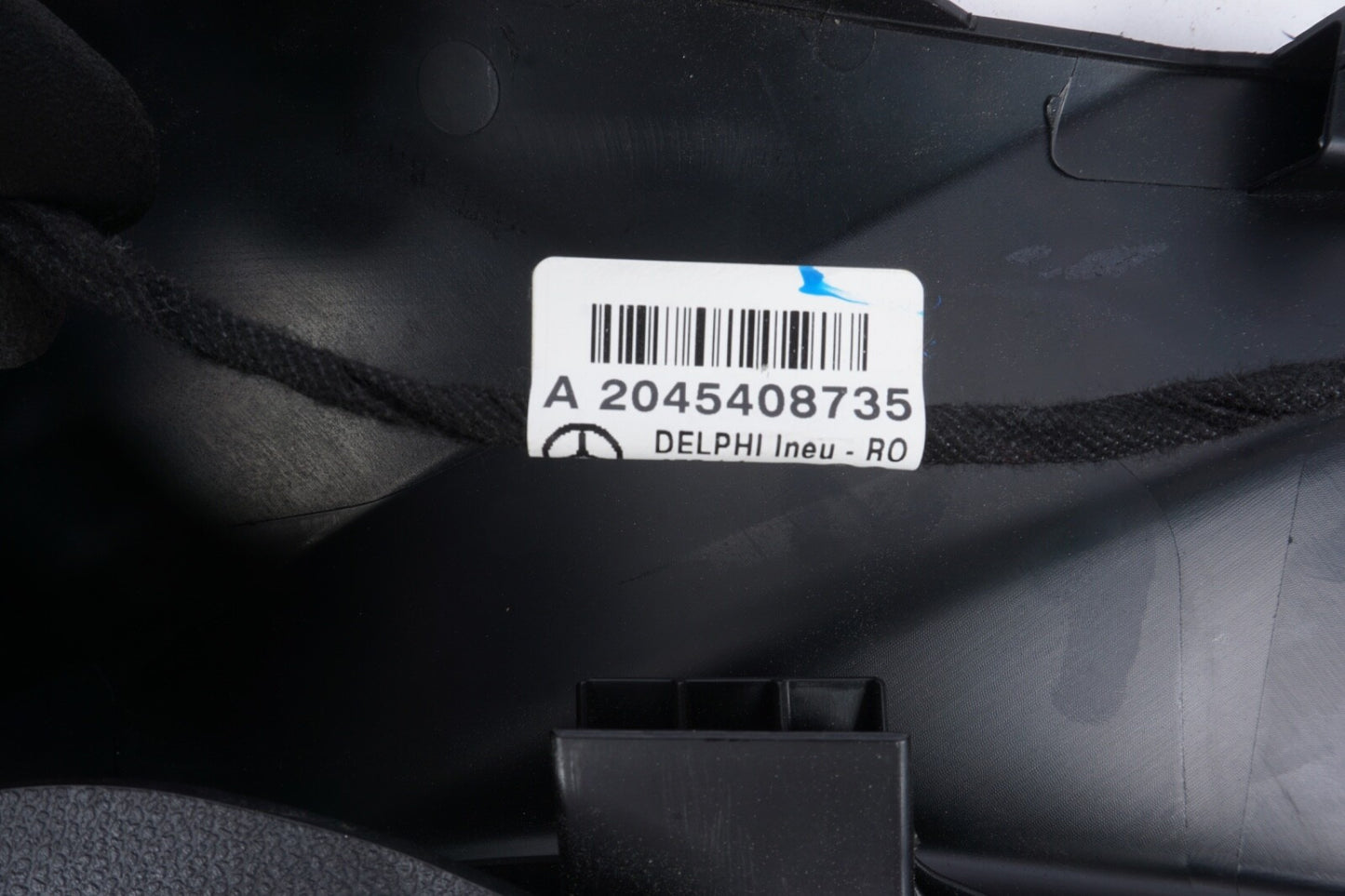 10-17 Mercedes E350 E550 Convertible Front Right Driver Side Seat Lower Trim