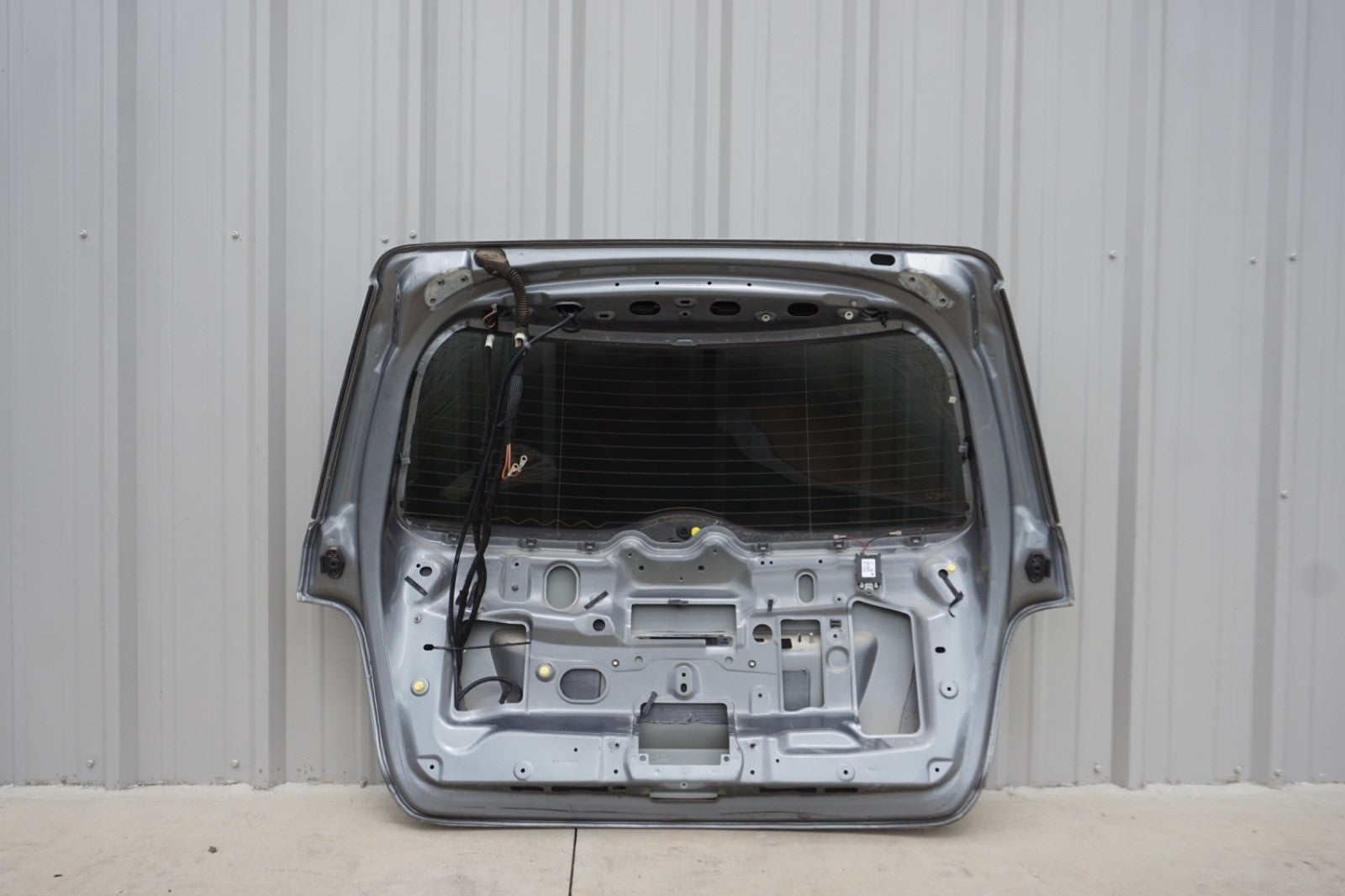 06-11 Mercedes W164 ML500 ML350 ML63 Rear Hatch Tailgate Liftgate LOCAL PICK UP