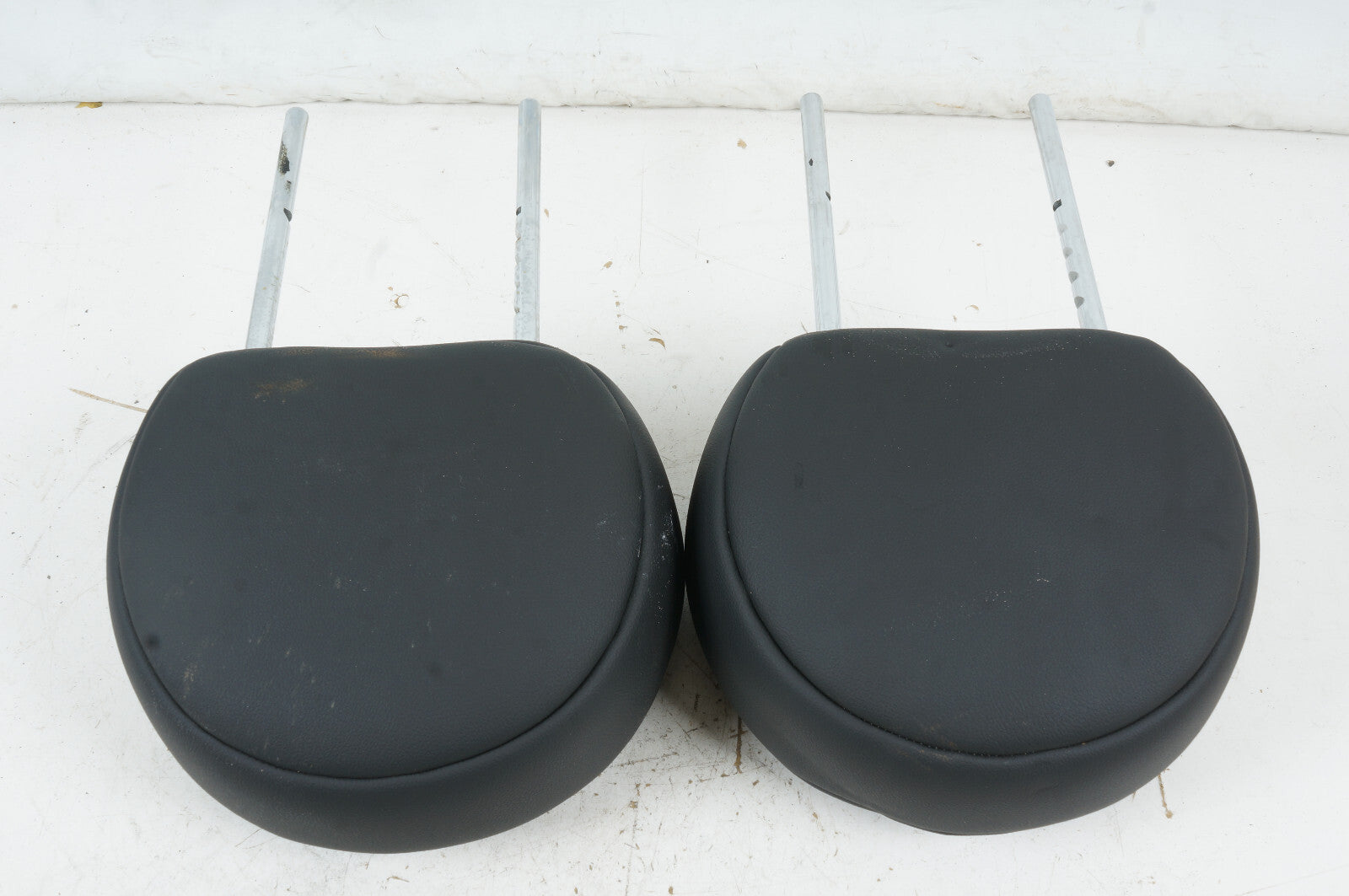 2008 2009 2010 2011 2012 2013 MINI COOPER S FRONT SEAT HEADREST BLACK OEM