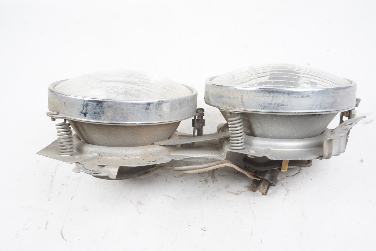 59-68 Mercedes W111 220sb 250se Left or Right Side Headlight Head Light Lamp OEM