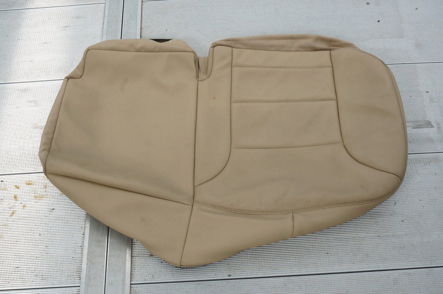 06-11 Mercedes ML350 ML500 REAR LEFT DRIVER SIDE SEAT CUSHION COVER LOWER OEM