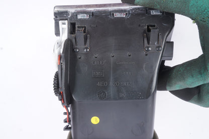 2004 - 2010 AUDI A8 QUATTRO - Front Right DASH AIR VENT 4E0820902