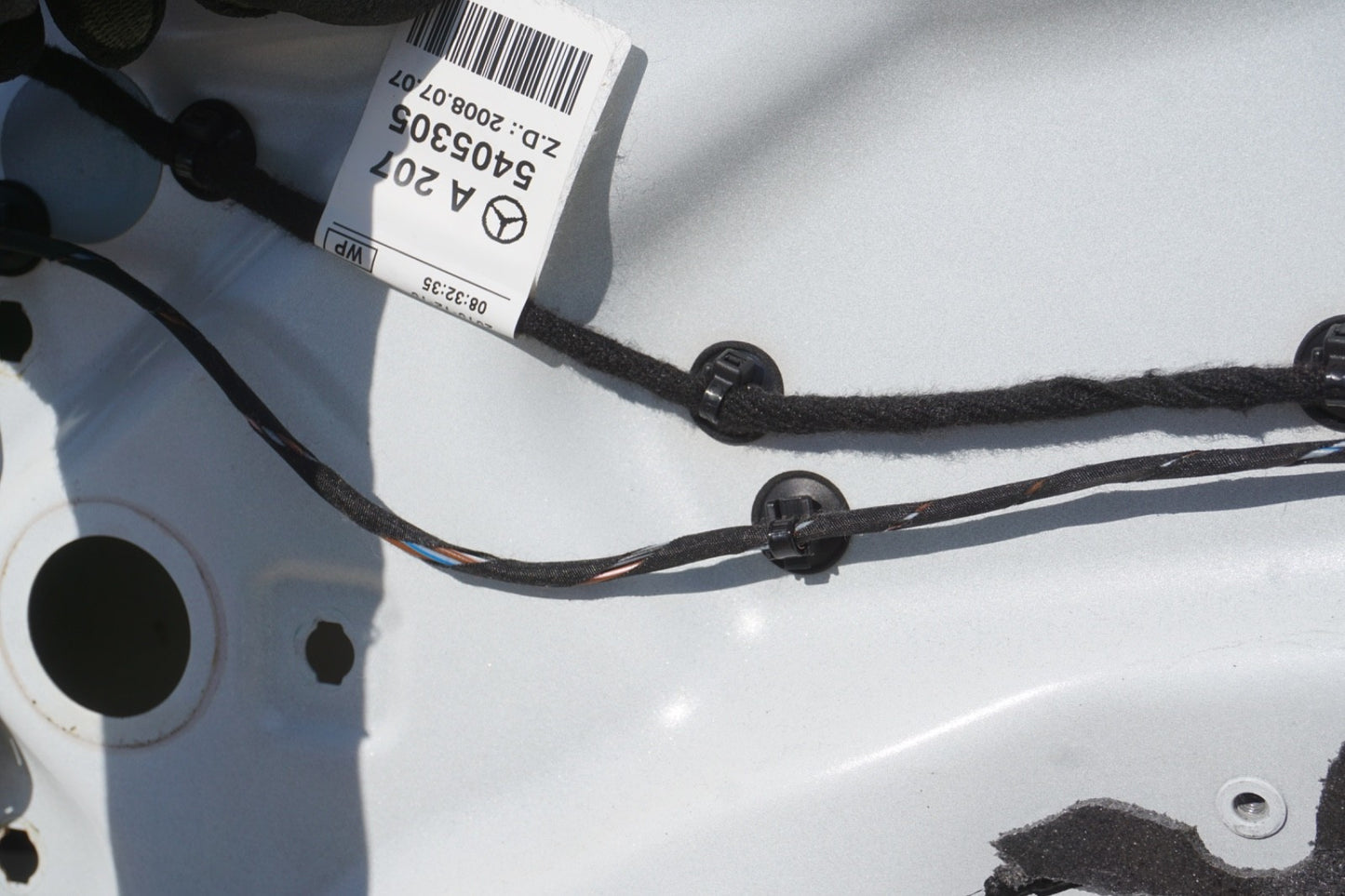 2011 - 2017 Mercedes W207 E350 E550 Coupe Convertible Right Side Door Shell OEM