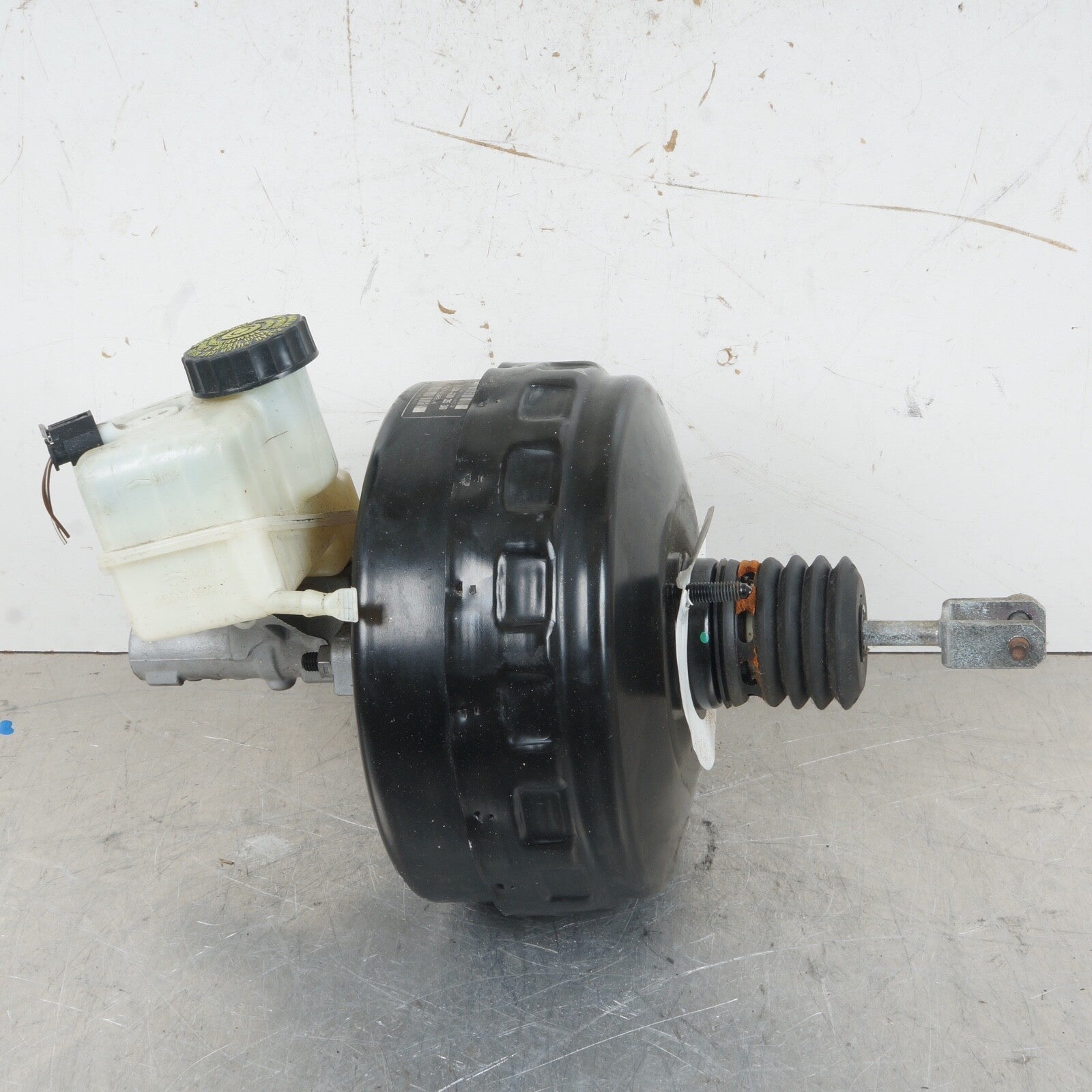 08-15 Mercedes E550 E350 C250 C350 Power Brake Booster Master Cylinder Reservoir
