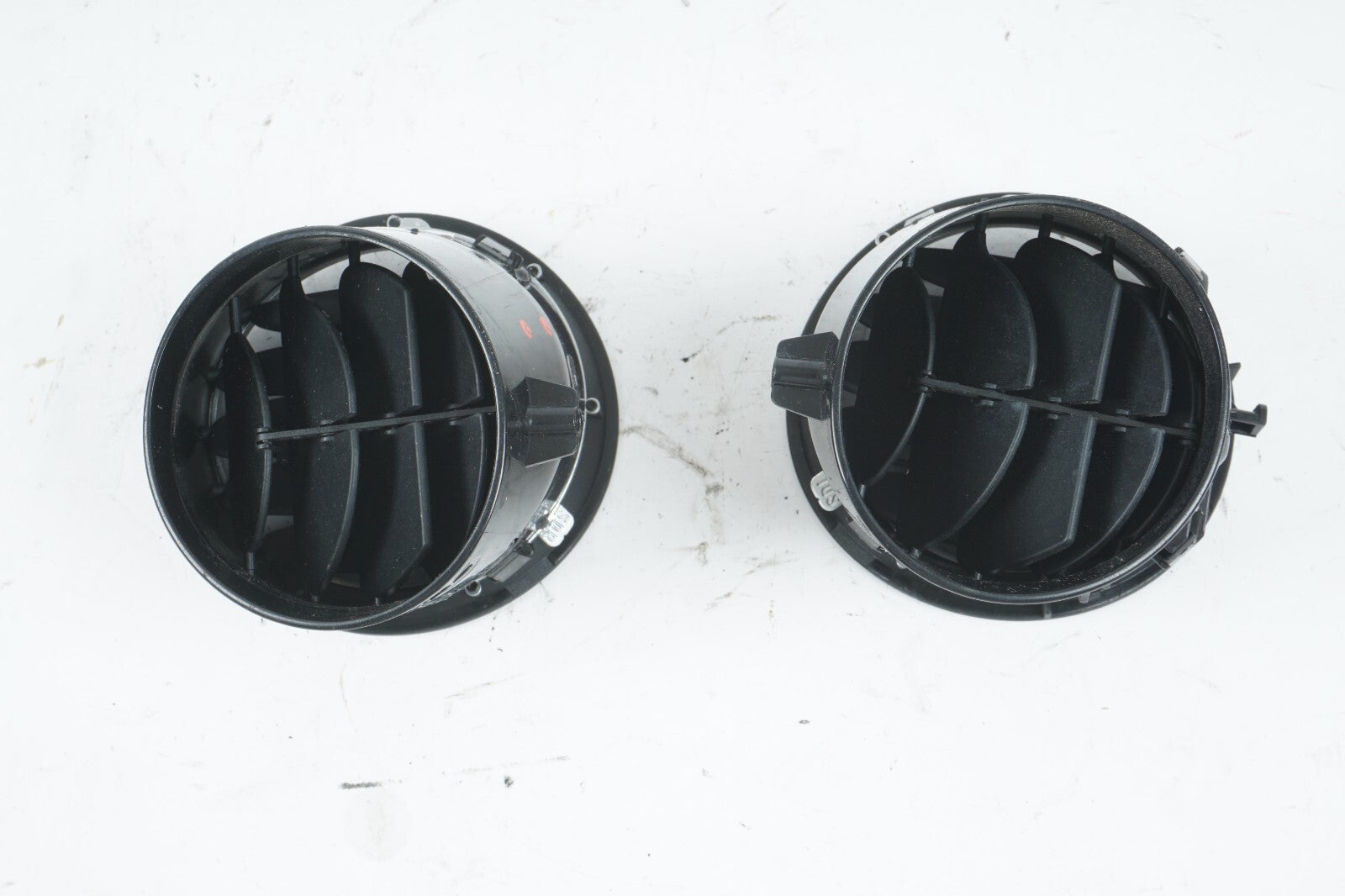 03 - 12 Mercedes R230 SL500 Dash Ac Heater Air Vent Left & Right OEM