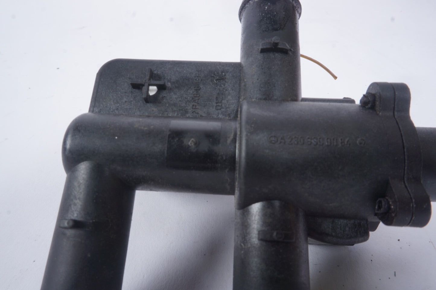 2308300084 Heater Control Valve for Mercedes-Benz CL550 CL600 S600 S63 S65 AMG 