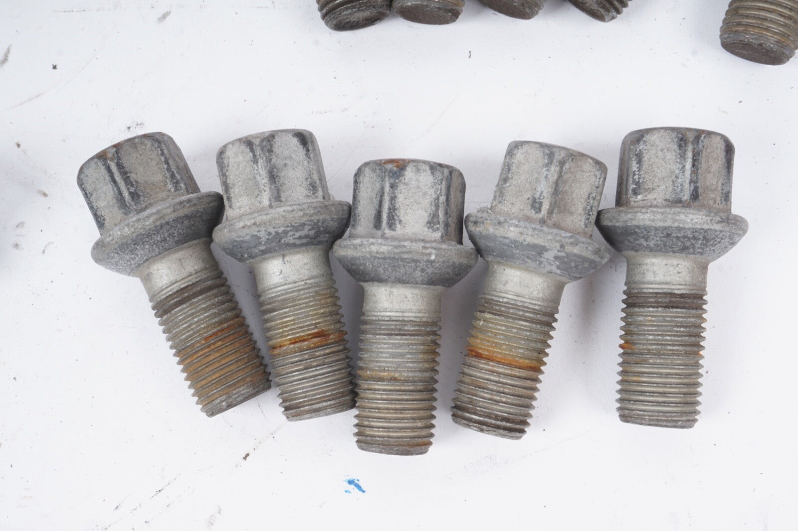 2010 - 2016 Mercedes E Class C207 Wheel Rim Lug Bolt Nuts Flange Set Of 20 Oem