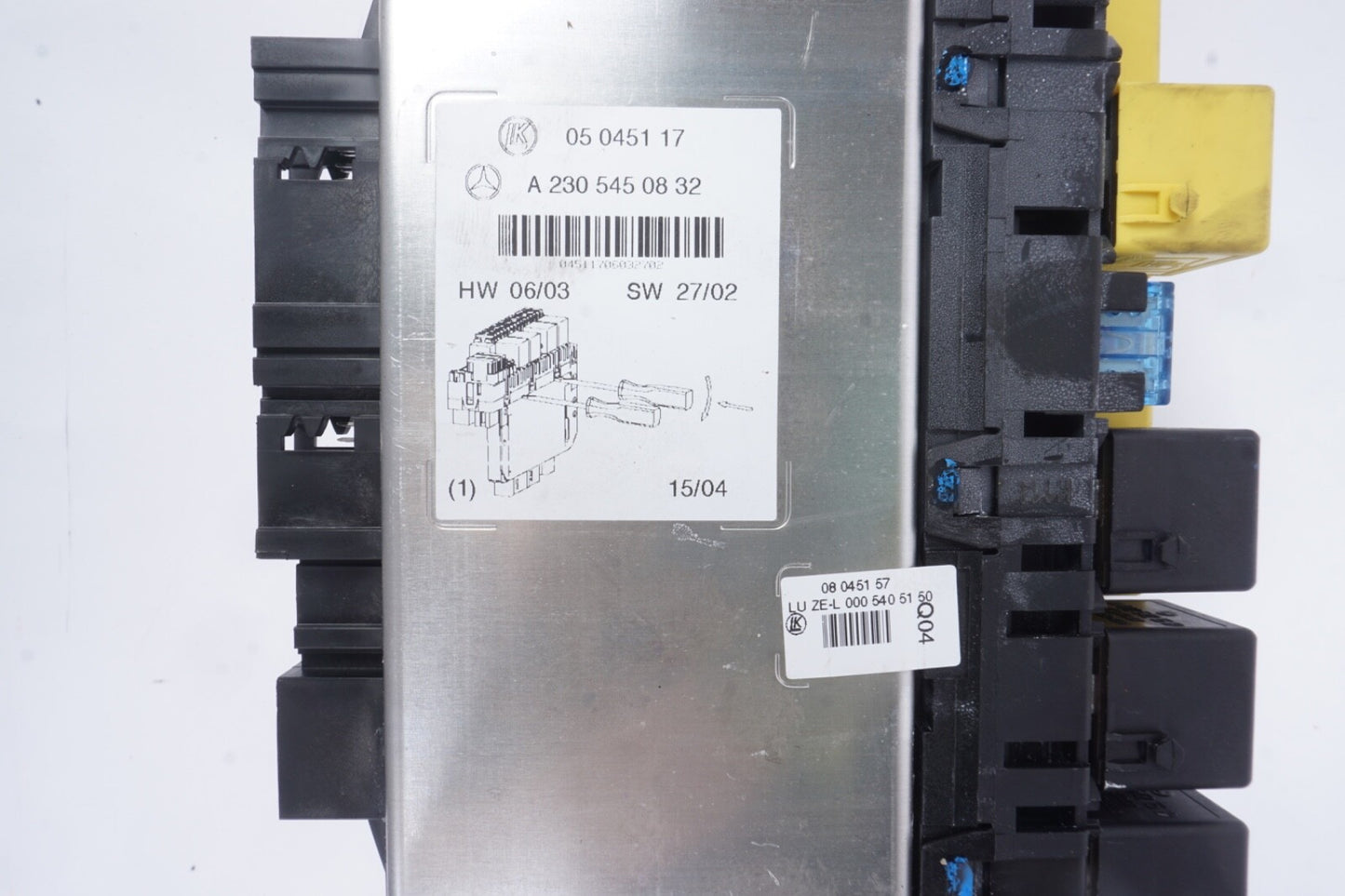 2003 - 2012 Mercedes R230 SL500 SL55 AMG Front Left SAM Fuse Box Control Module