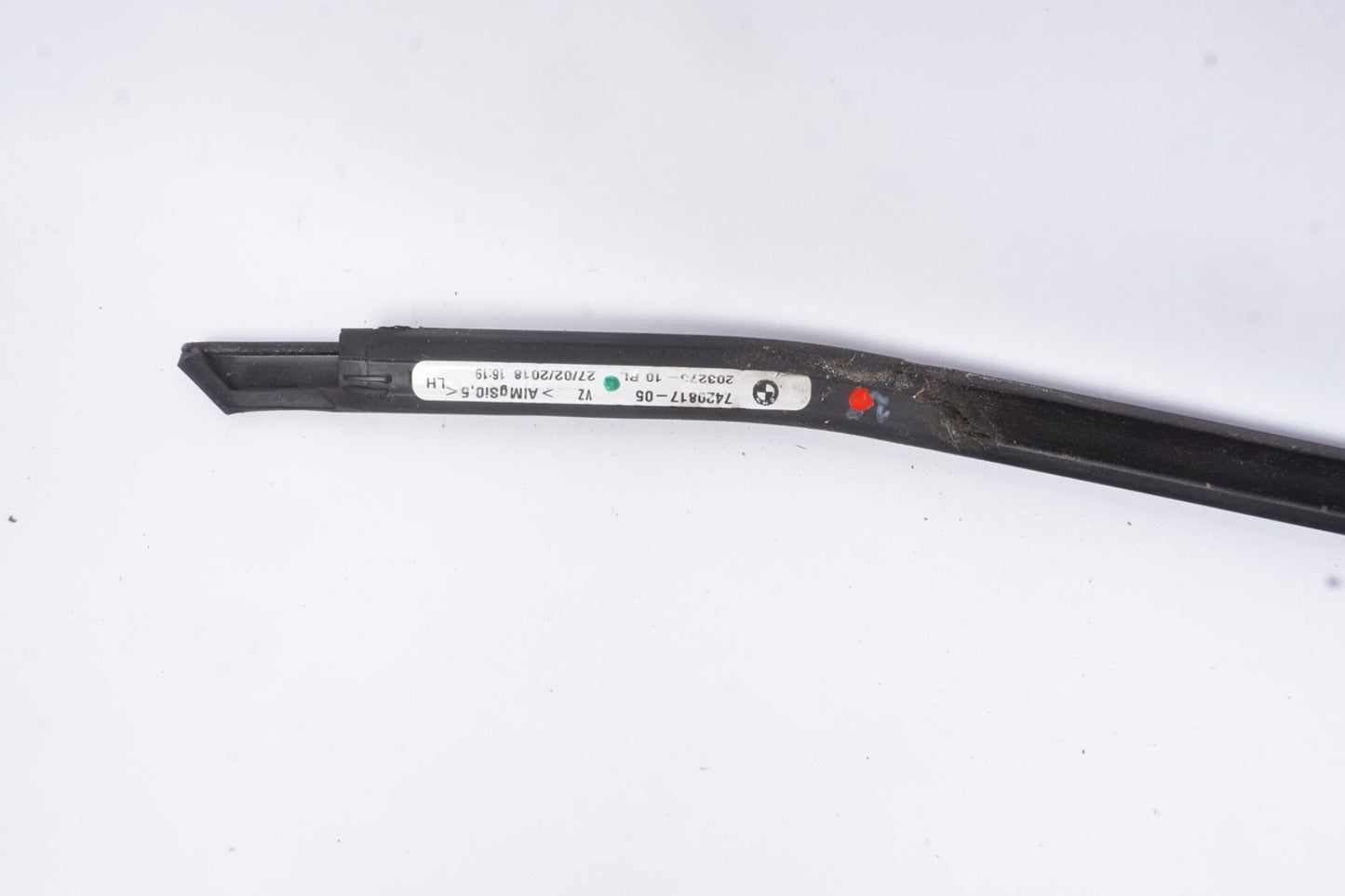 2016 - 2023 BMW X2 F39 FRONT LEFT DRIVER SIDE DOOR WINDOW BELT MOLDING OEM
