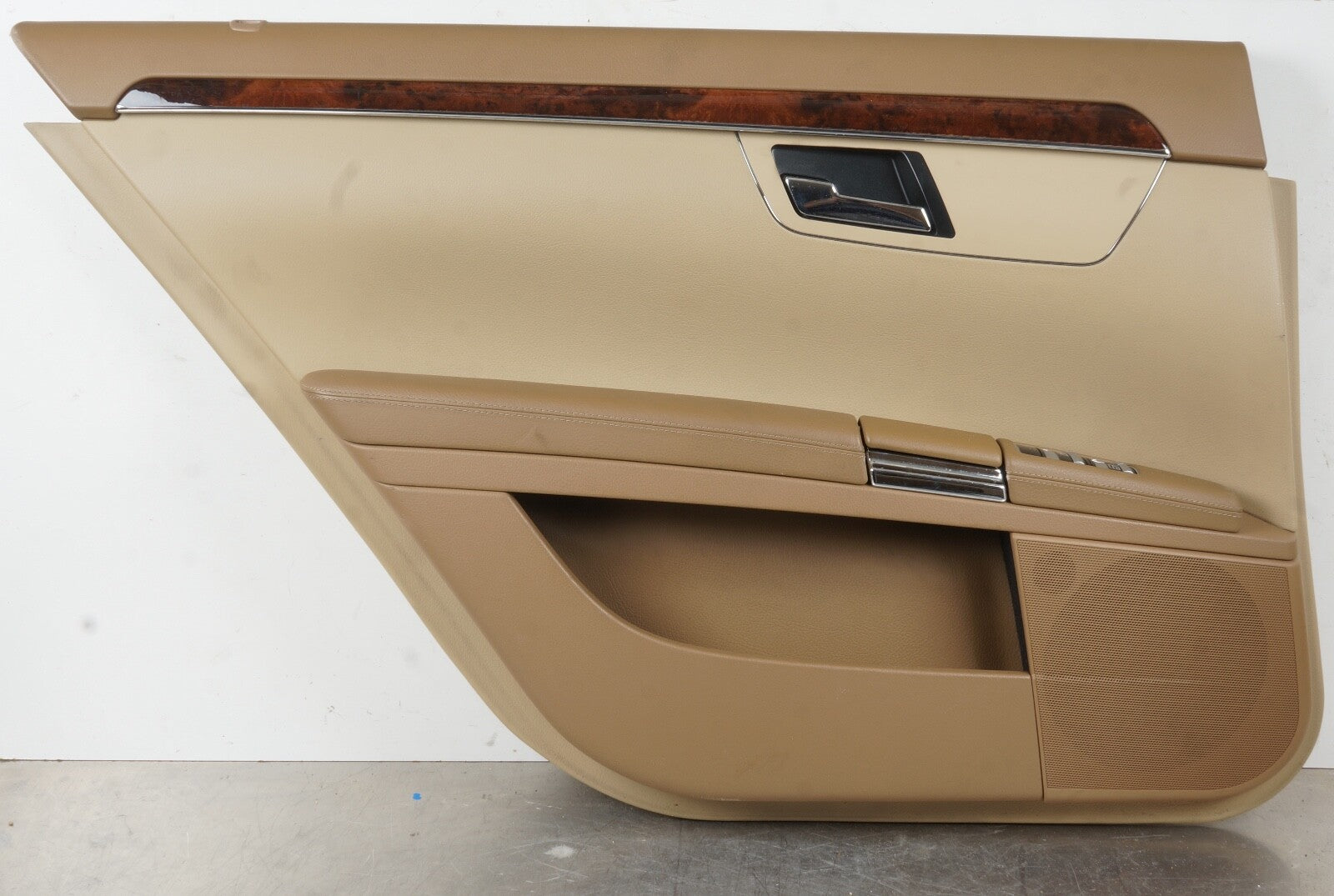 2007 - 2009 Mercedes S550 W221 Rear Left Driver Door Interior Panel