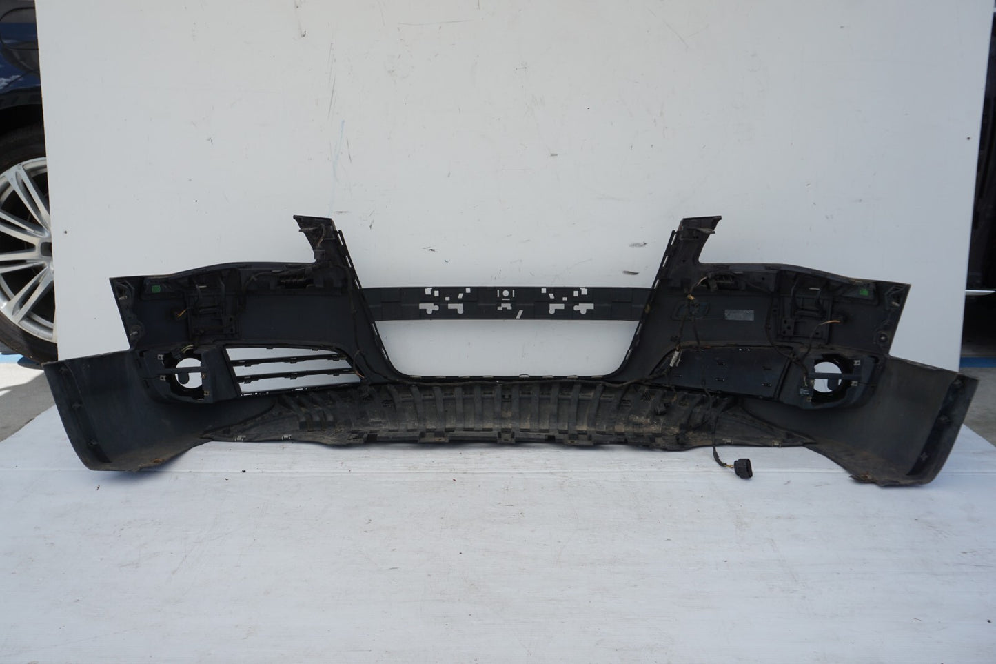 2011 - 2014 AUDI A8L A8 FRONT BUMPER COVER OEM