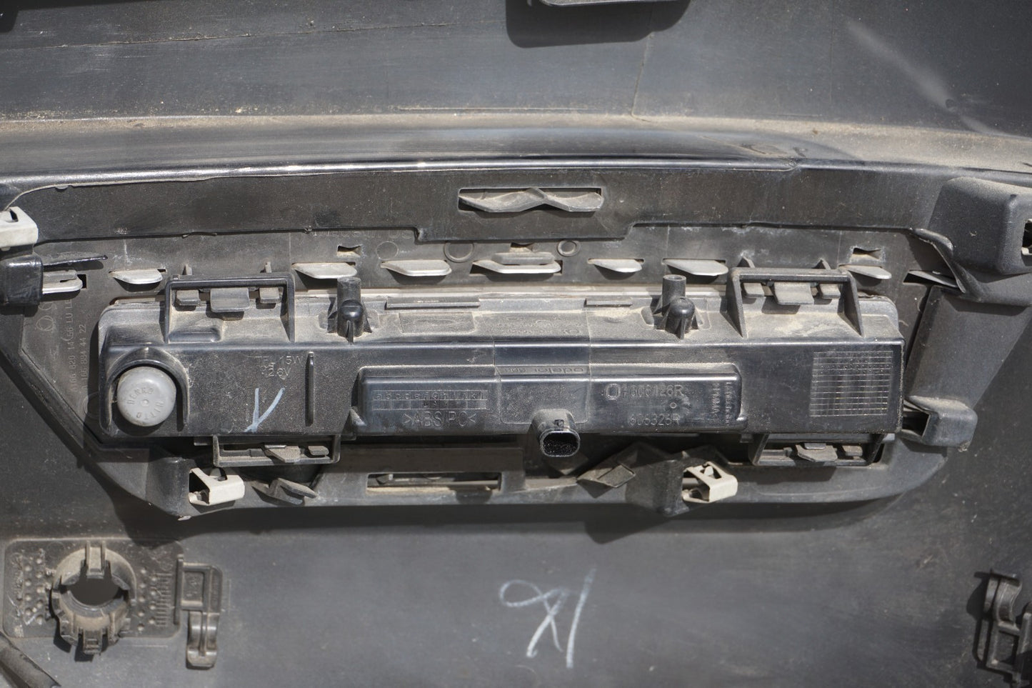 13-16 Mercedes GL450 Front Bumper Cover & Grille OEM