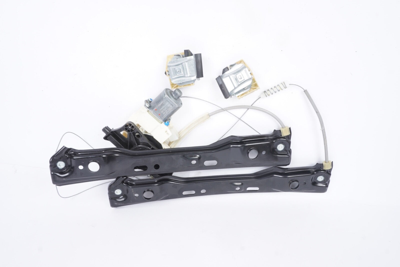 Mercedes X156 GLA45 GLA250 window motor and regulator, right front 2469065200