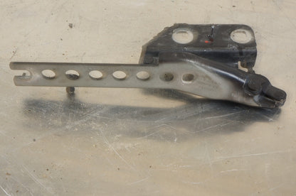 2004 2005 2006 2007 2008 2009 2010 AUDI A8 D3 - LEFT HOOD HINGE 4E0823301E