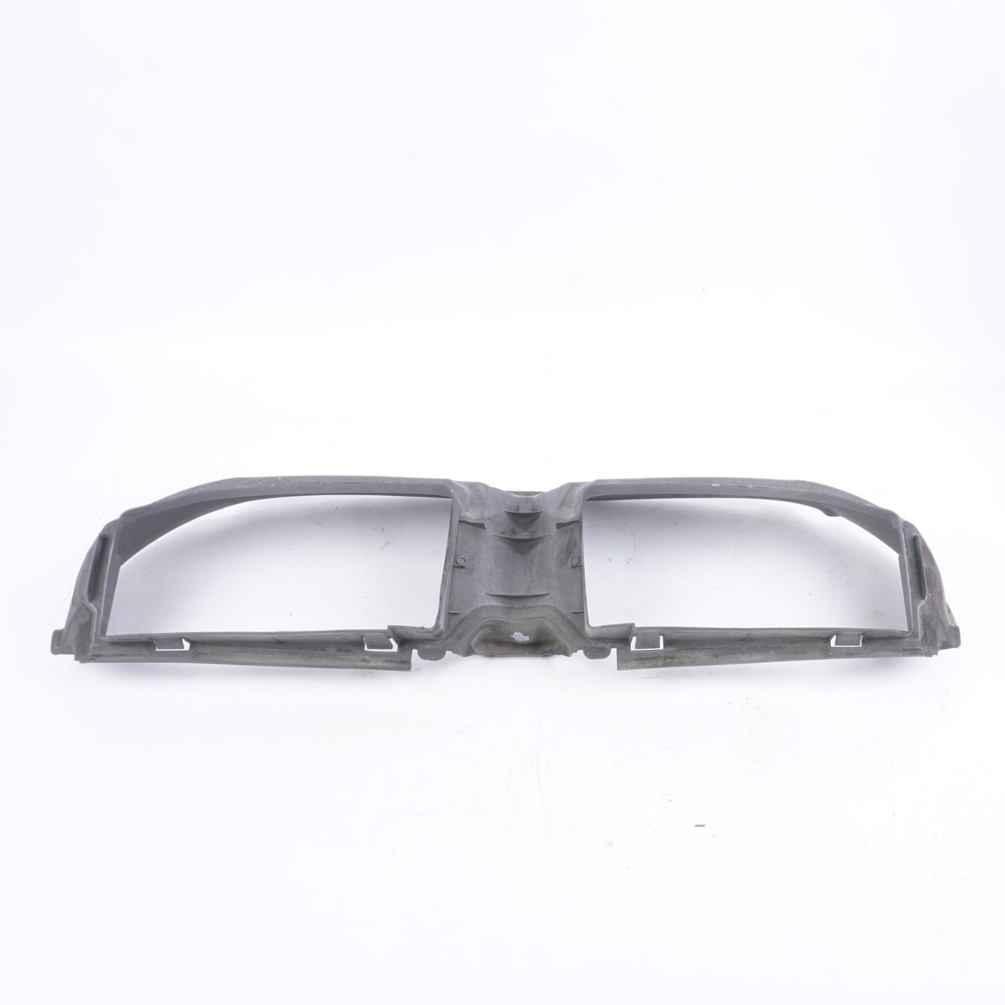 2007 - 10 BMW 335i 335xi 328xi 328i E92 Coupe Front Radiator Top Air Guidance