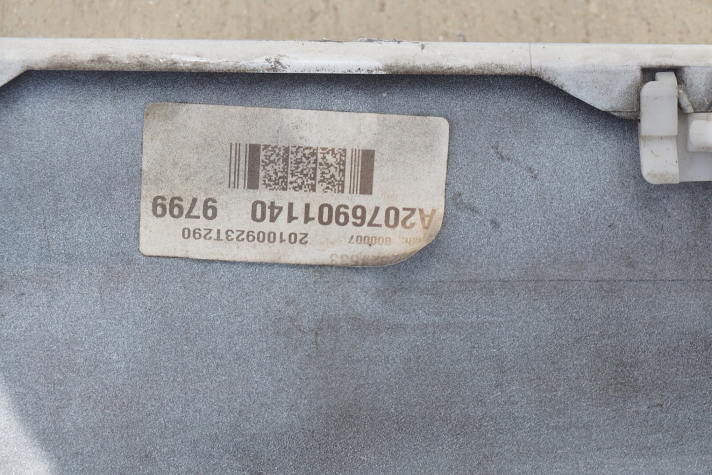 11-17 Mercedes W207 E350 Convertible Left Driver Rocker Panel Skirt Molding OEM