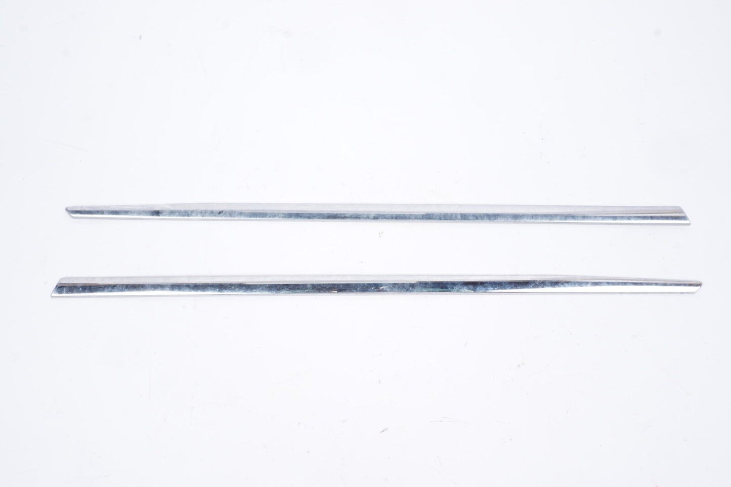 2010-2014 MERCEDES E350 C207 COUPE LEFT & RIGHT QUARTER PANEL MOLDING SET