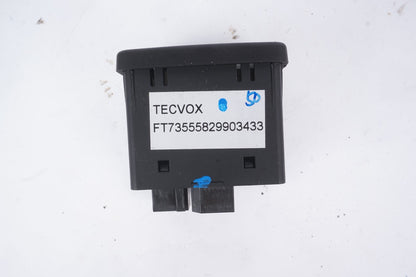 2014 - 2017 Fiat 500L USB Socket AUX Input  OEM