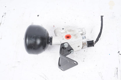 00-08 Mercedes R230 SL500 Pressure Relief Valve ABC Hydraulic Suspension Oem