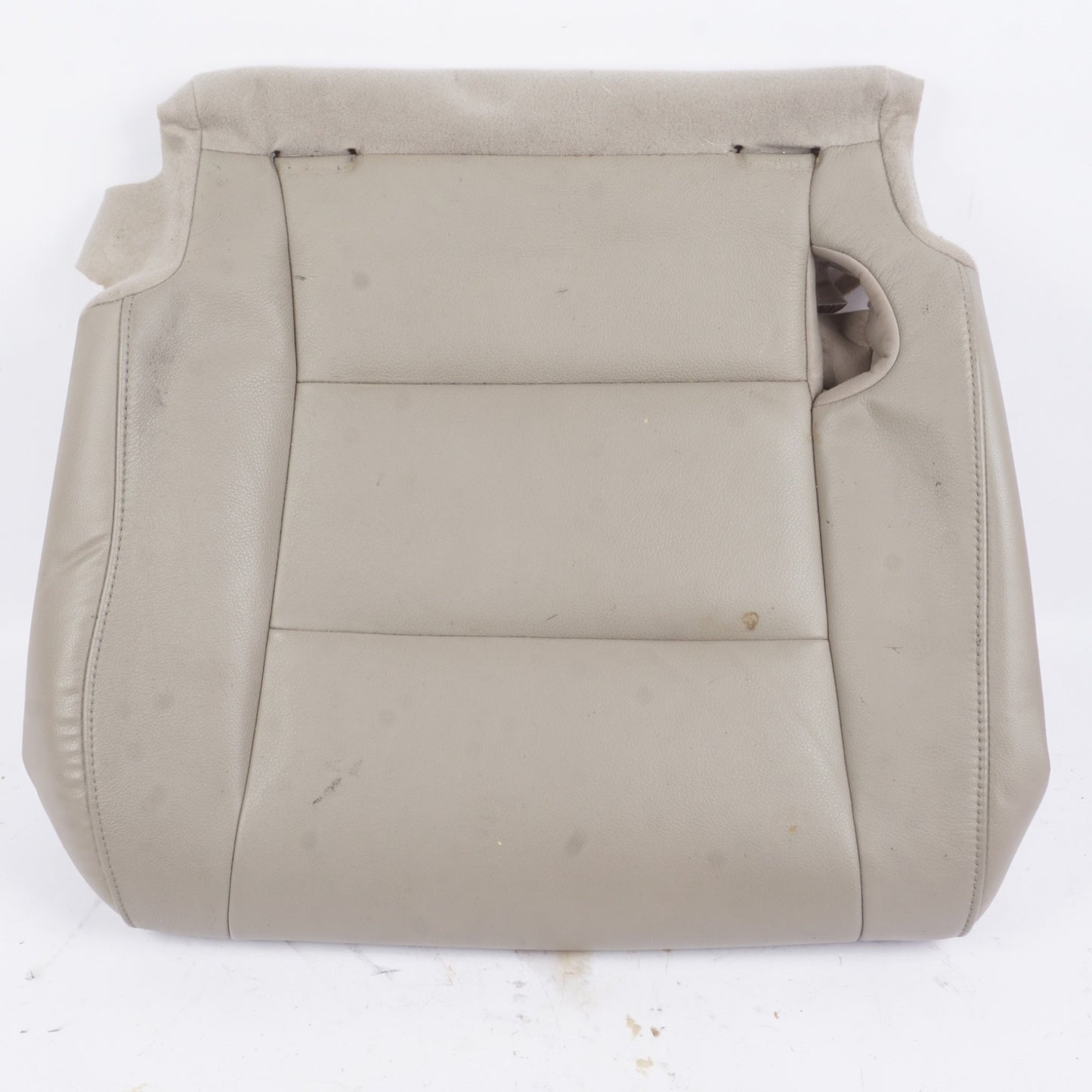 2014 - 2017 HONDA ODYSSEY REAR RIGHT PASSENGER SEAT LOWER CUSHION BUTTOM