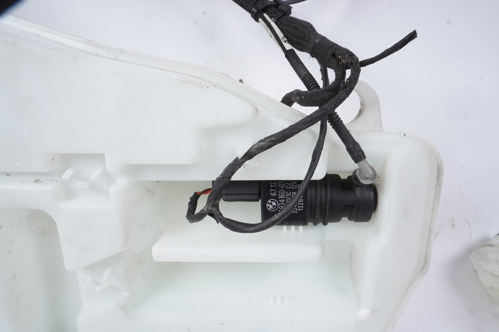 2012 - 2018 BMW 650i 640i Windshield Washer Reservoir Bottle OEM